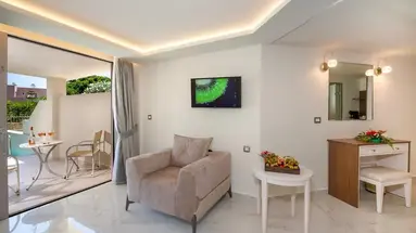 Vantaris Luxury Beach Resort