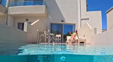 Vantaris Luxury Beach Resort