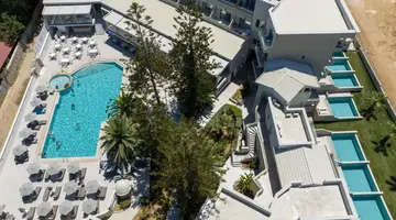 Vantaris Luxury Beach Resort