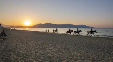 Vantaris Luxury Beach Resort