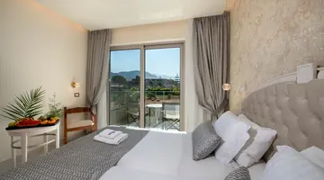 Vantaris Luxury Beach Resort