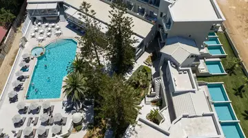 Vantaris Luxury Beach Resort