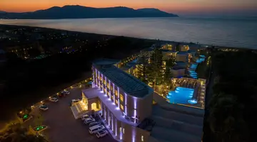 Vantaris Luxury Beach Resort