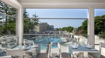 Vantaris Luxury Beach Resort