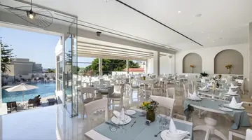 Vantaris Luxury Beach Resort