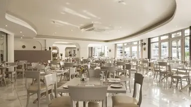 Vantaris Palace