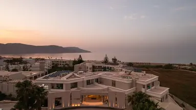 Vantaris Palace