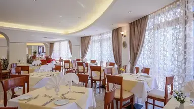 Vantaris Palace
