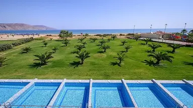 Vantaris Palace