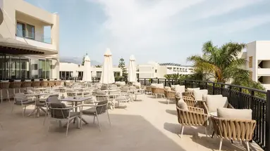 Vantaris Palace