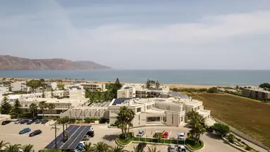 Vantaris Palace