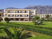 Vantaris Palace