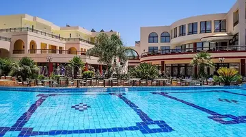 Vantaris Palace