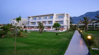 Vantaris Palace