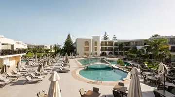Vantaris Palace