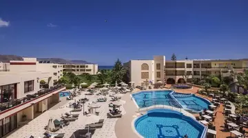 Vantaris Palace