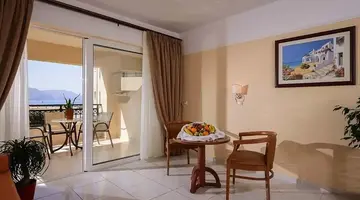 Vantaris Palace