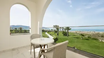 Vantaris Palace