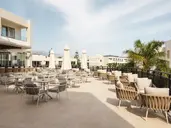Vantaris Palace