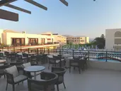 Vantaris Palace
