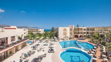 Vantaris Palace