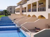Vantaris Palace