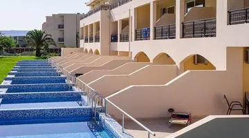 Vantaris Palace
