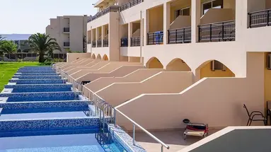 Vantaris Palace