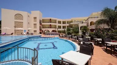 Vantaris Palace