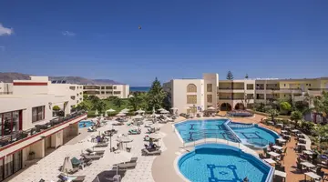 Vantaris Palace