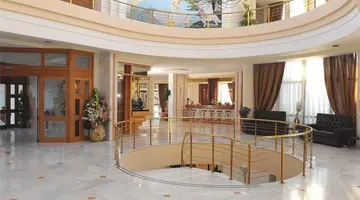 Vantaris Palace