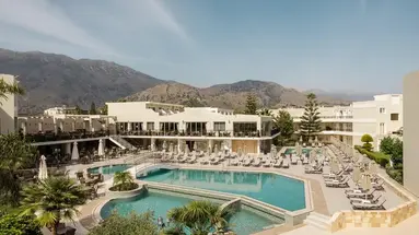 Vantaris Palace