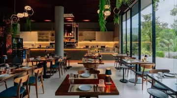 Varana Hotel