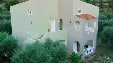 Vardis Olive Garden