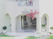 Vardis Olive Garden