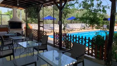 Varelis Hotel