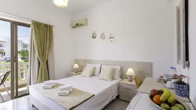 Varelis Hotel