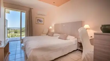Varres Hotel