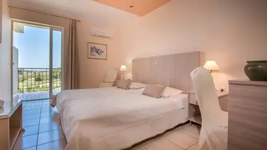 Varres Hotel