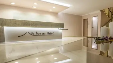 Varres Hotel