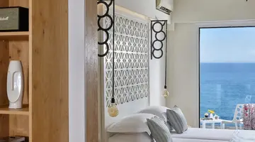 Vasia Boulevard - Adults Only