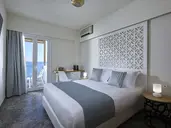 Vasia Boulevard - Adults Only