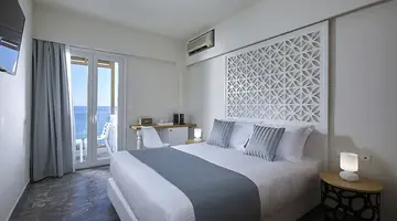 Vasia Boulevard - Adults Only