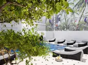 Vasia Boulevard - Adults Only