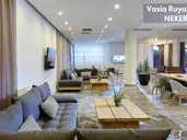 Vasia Royal