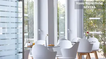 Vasia Royal