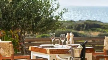 VASIA SEA RETREAT