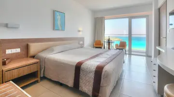 Vassos Nissi Plage Hotel & Spa