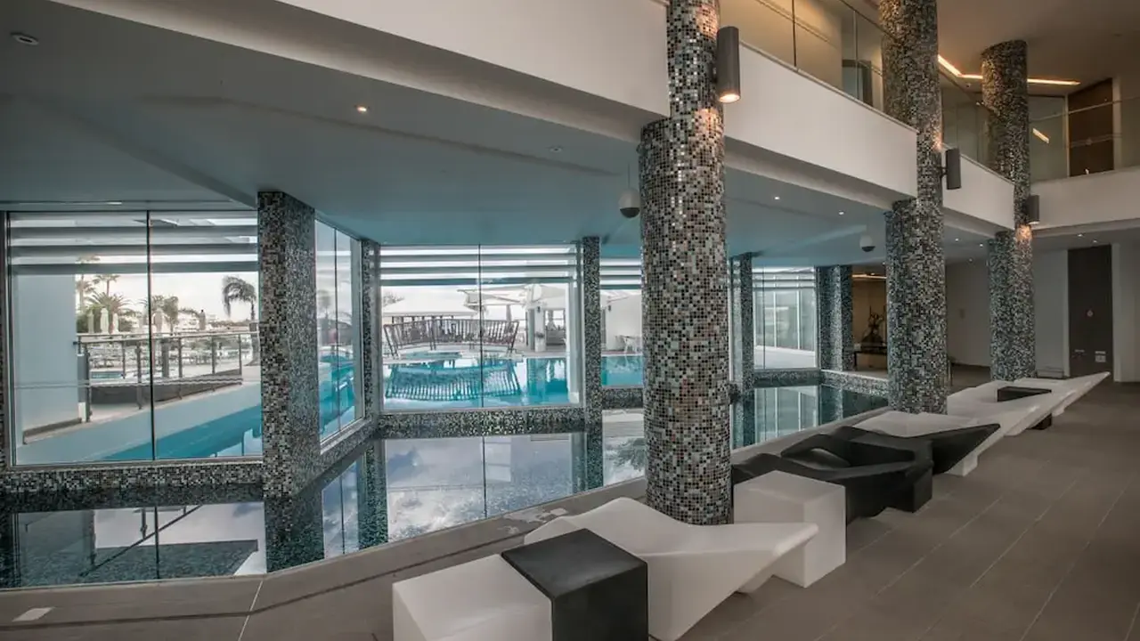 Vassos Nissi Plage Hotel & Spa