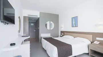Vassos Nissi Plage Hotel & Spa